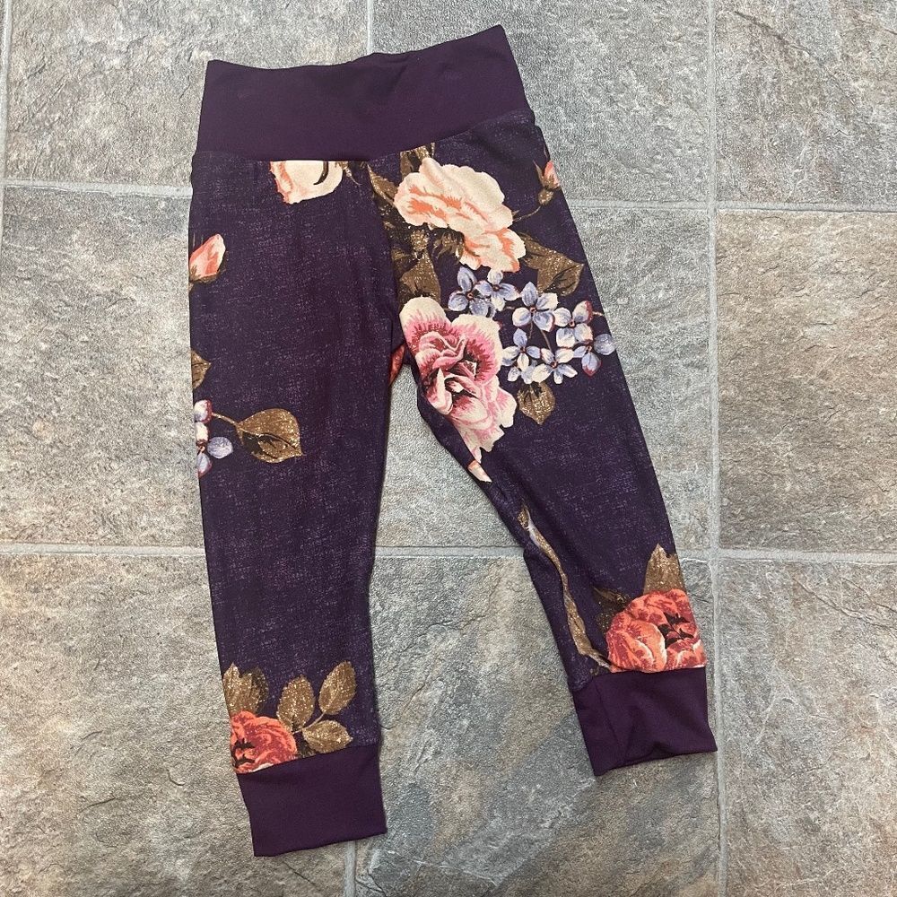 ‎Purple Floral Infant Joggers